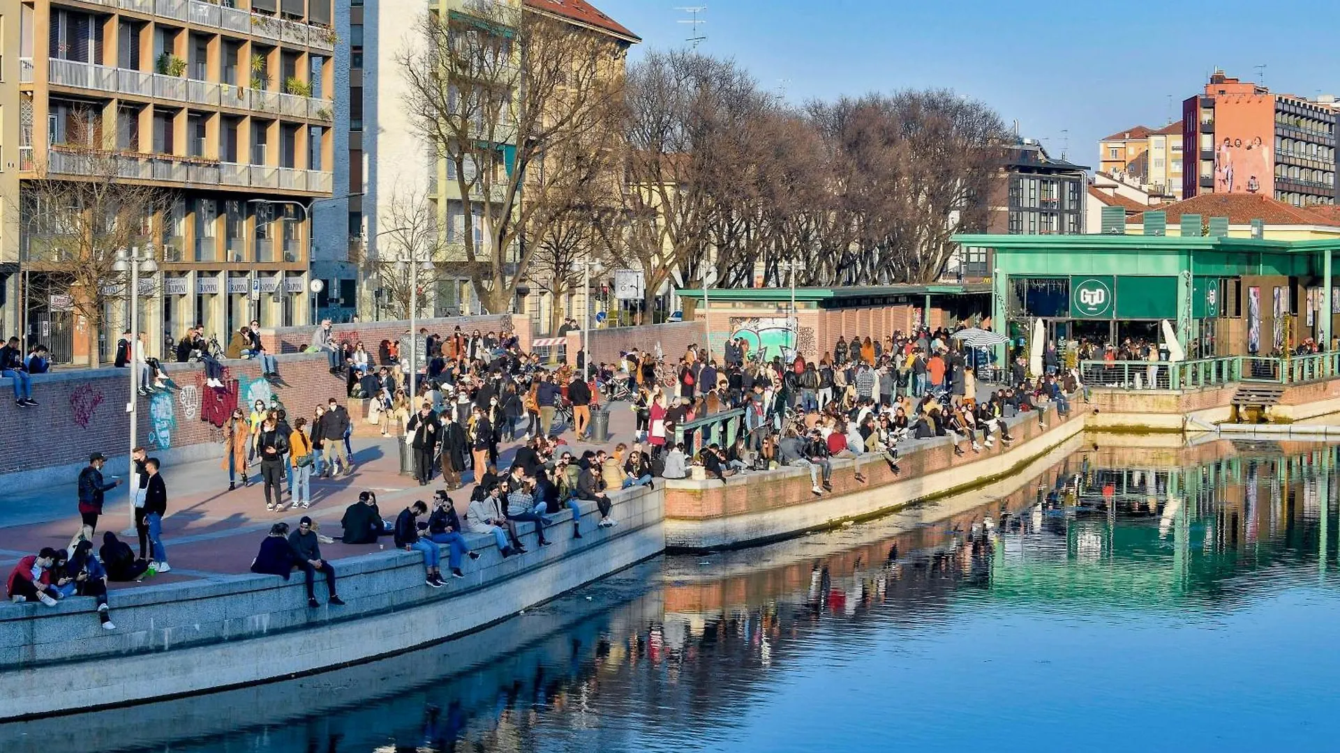 Navigli Vibes By Nabstays Milan Italy